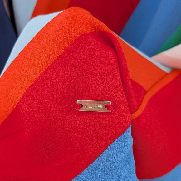 Tommy Hilfiger Sleeveless Crossover Blouse – Multicolor Nautical Stripes Med #70 - Picture 3 of 5